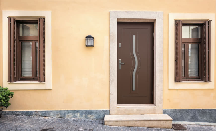 Czym kierować się przy wyborze drzwi zewnętrznych do domu? 